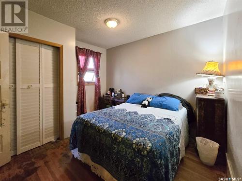 110 2Nd Avenue, Young, SK - Indoor Photo Showing Bedroom