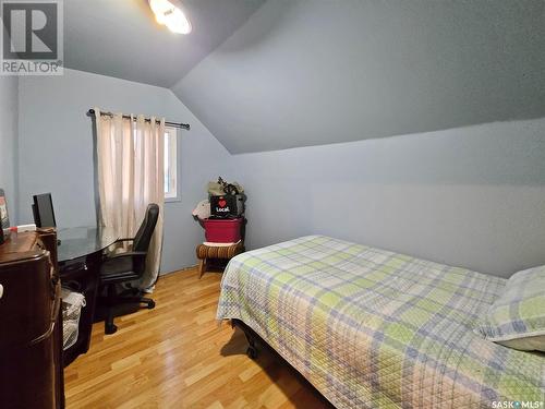 110 2Nd Avenue, Young, SK - Indoor Photo Showing Bedroom