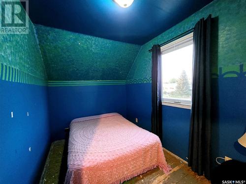 110 2Nd Avenue, Young, SK - Indoor Photo Showing Bedroom