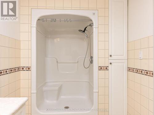 59 Stanley Road, Kawartha Lakes, ON - Indoor Photo Showing Bathroom