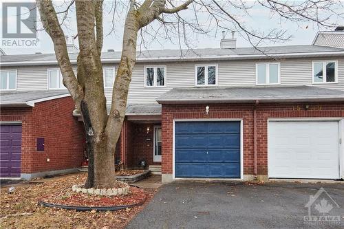 1551 Briarfield Crescent, Ottawa, ON - Outdoor