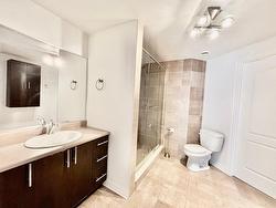 Ensuite bathroom - 