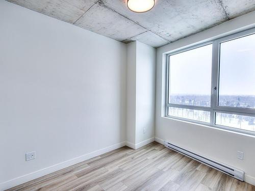 Master bedroom - 406-5050 Boul. De L'Assomption, Montréal (Rosemont/La Petite-Patrie), QC - Indoor Photo Showing Other Room