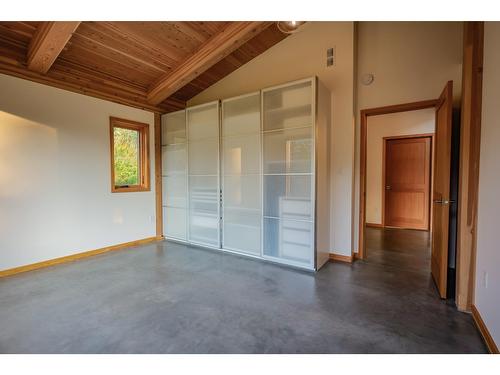 3439 Cazakoff Road, Nelson, BC - Indoor Photo Showing Other Room