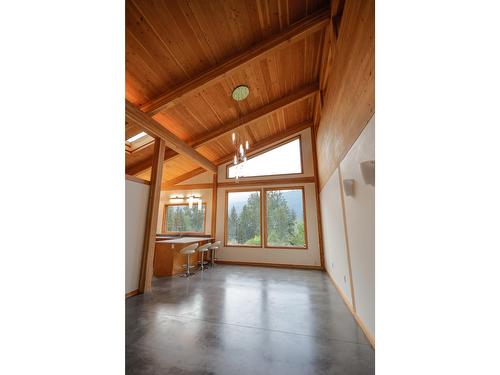 3439 Cazakoff Road, Nelson, BC - Indoor Photo Showing Other Room