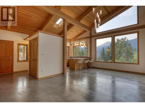 3439 Cazakoff  Road, Nelson, BC - Indoor Photo Showing Other Room