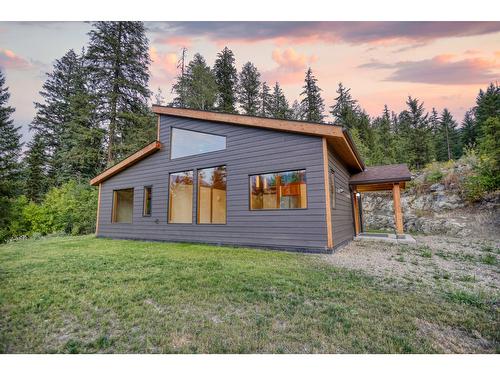 3439 Cazakoff Road, Nelson, BC - Outdoor