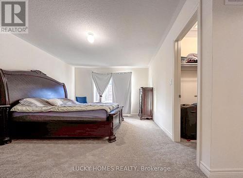 1213 Drinkle Crescent, Oshawa (Eastdale), ON - Indoor Photo Showing Bedroom