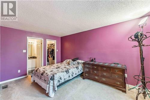 8 Beckington Private, Ottawa, ON - Indoor Photo Showing Bedroom