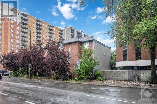 8 Beckington Private, Ottawa, ON - Outdoor With Facade