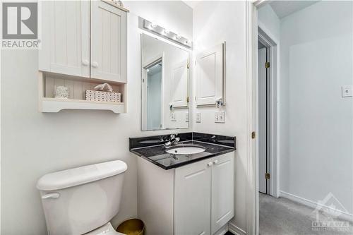 8 Beckington Private, Ottawa, ON - Indoor Photo Showing Bathroom