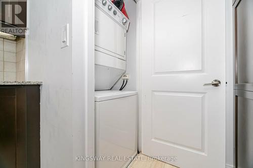 3404 - 80 Absolute Avenue, Mississauga (City Centre), ON - Indoor Photo Showing Laundry Room