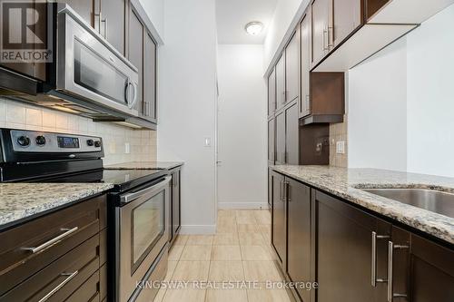 3404 - 80 Absolute Avenue, Mississauga (City Centre), ON - Indoor Photo Showing Kitchen With Upgraded Kitchen