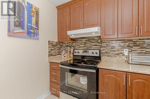 82 - 82 Guildford Crescent, Brampton (Central Park), ON - Indoor Photo Showing Kitchen