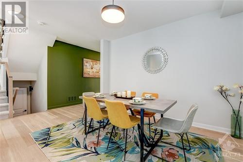 726 Cappamore Drive, Ottawa, ON - Indoor Photo Showing Dining Room