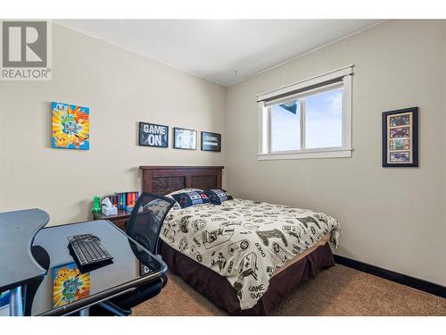 1011 Mt. Ida Drive, Vernon, BC - Indoor Photo Showing Bedroom