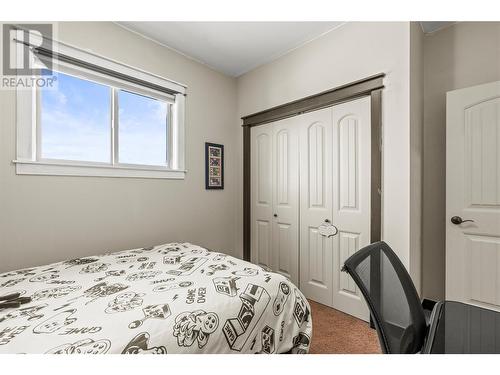 1011 Mt. Ida Drive, Vernon, BC - Indoor Photo Showing Bedroom