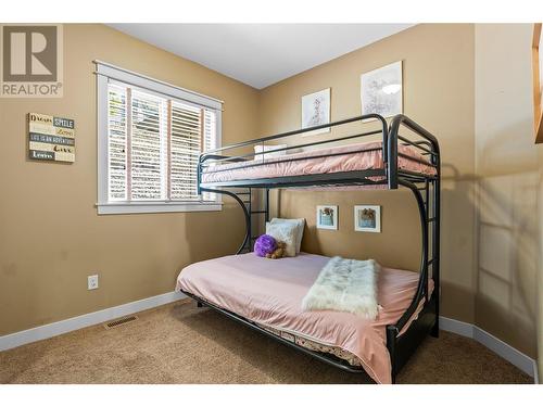 1011 Mt. Ida Drive, Vernon, BC - Indoor Photo Showing Bedroom