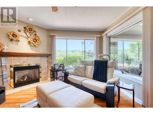 43 Kingfisher Drive, Penticton, BC - Indoor Photo Showing Living Room With Fireplace