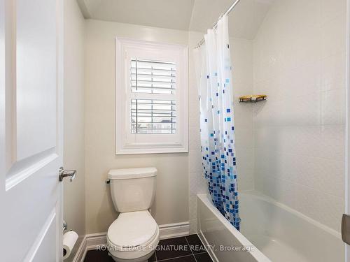 1256 Stevens Rd, Innisfil, ON - Indoor Photo Showing Bathroom