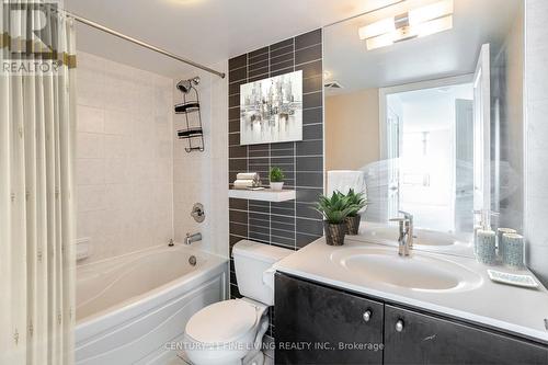 1608 - 225 Sherway Gardens Road, Toronto (Islington-City Centre West), ON - Indoor Photo Showing Bathroom