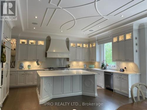 52 B Citation Drive, Toronto (Bayview Village), ON - Indoor Photo Showing Kitchen With Upgraded Kitchen