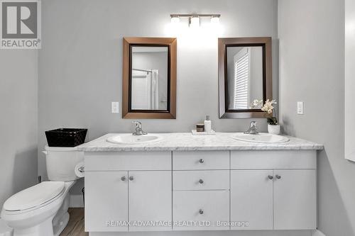 92 - 2070 Meadowgate Boulevard, London, ON - Indoor Photo Showing Bathroom