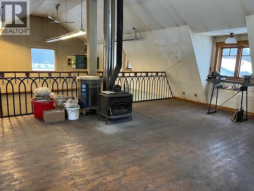 2087 3 Highway, Fernie, BC - Indoor