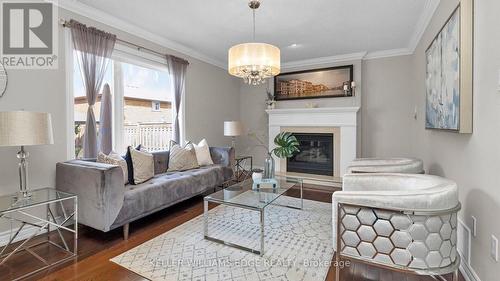 21 Haskins Court, Hamilton (Red Hill), ON - Indoor Photo Showing Living Room With Fireplace