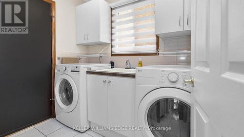 21 Haskins Court, Hamilton (Red Hill), ON - Indoor Photo Showing Laundry Room