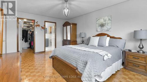 21 Haskins Court, Hamilton (Red Hill), ON - Indoor Photo Showing Bedroom