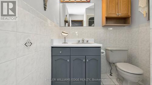 21 Haskins Court, Hamilton (Red Hill), ON - Indoor Photo Showing Bathroom