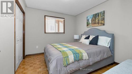 21 Haskins Court, Hamilton (Red Hill), ON - Indoor Photo Showing Bedroom