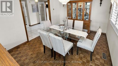 21 Haskins Court, Hamilton (Red Hill), ON - Indoor Photo Showing Dining Room