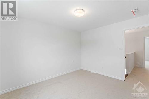 653 Persimmon Way, Ottawa, ON - Indoor Photo Showing Other Room