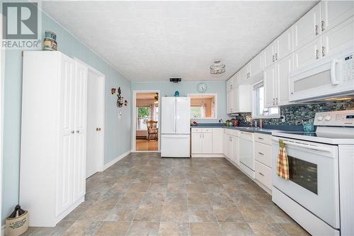 347 Black Point Road, Golden Lake, ON - Indoor Photo Showing Kitchen