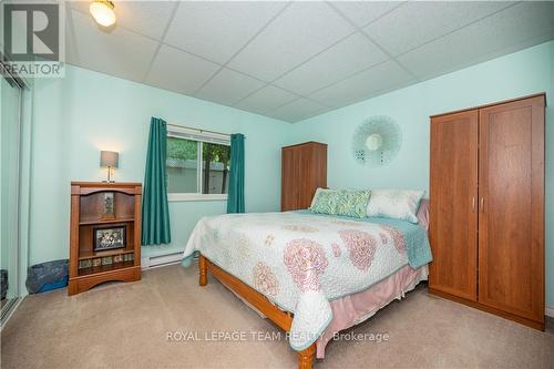 347 Black Point Road, North Algona Wilberforce (561 - North Algona/Wilberforce Twp), ON - Indoor Photo Showing Bedroom