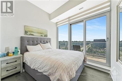 1002 - 805 Carling Avenue, Ottawa, ON - Indoor Photo Showing Bedroom