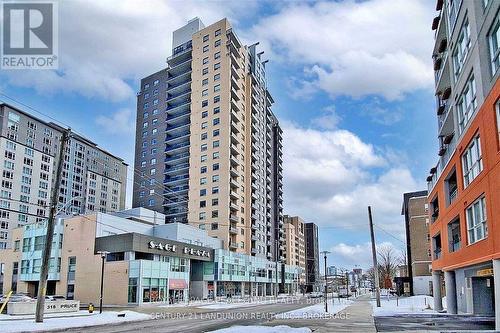 1602 - 318 Spruce Street, Waterloo, ON - Outdoor With Facade