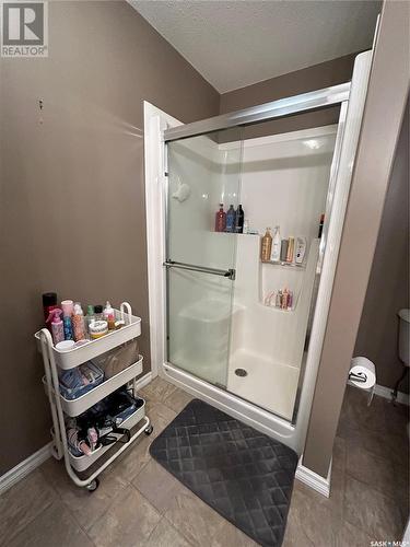 104 2201 Newcombe Drive, Estevan, SK - Indoor Photo Showing Bathroom