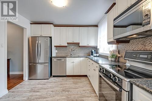 20 - 2145 Sherobee Road, Mississauga (Cooksville), ON - Indoor Photo Showing Kitchen With Stainless Steel Kitchen