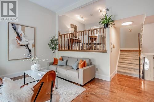 20 - 2145 Sherobee Road, Mississauga (Cooksville), ON - Indoor Photo Showing Living Room