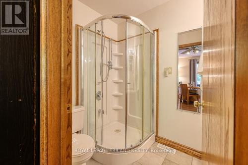 6325 Dundas Street, Thames Centre, ON - Indoor Photo Showing Bathroom