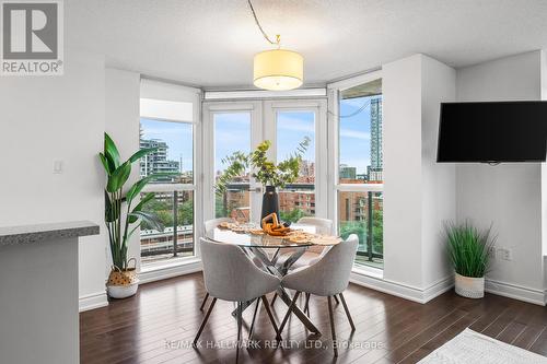 1006 - 109 Front Street E, Toronto (Waterfront Communities), ON - Indoor Photo Showing Dining Room