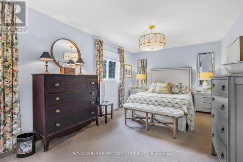 38 Irwin Drive, Barrie (Northwest), ON - Indoor Photo Showing Bedroom