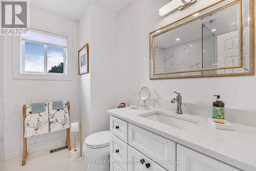 38 Irwin Drive, Barrie (Northwest), ON - Indoor Photo Showing Bathroom