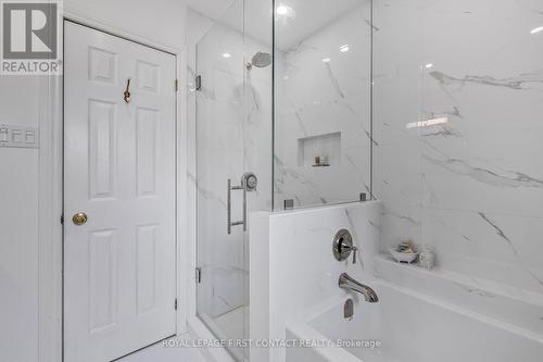 38 Irwin Drive, Barrie (Northwest), ON - Indoor Photo Showing Bathroom