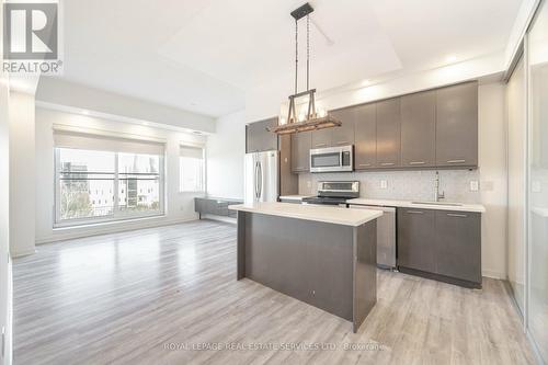 602 - 360 Square One Drive, Mississauga, ON - Indoor Photo Showing Kitchen With Upgraded Kitchen