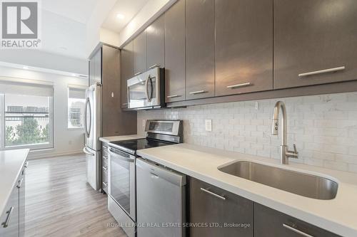 602 - 360 Square One Drive, Mississauga, ON - Indoor Photo Showing Kitchen With Upgraded Kitchen