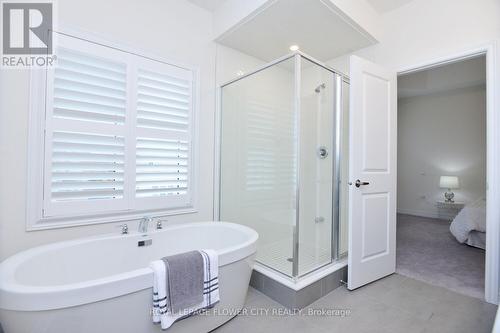 28 Hawtrey Road, Brampton (Northwest Brampton), ON - Indoor Photo Showing Bathroom